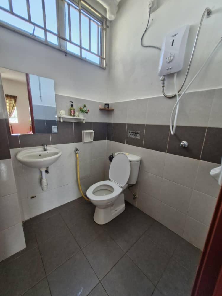 Anggerik Camelia Homestay Apartment Ladang Tok Pelam Kuala Terengganu Exteriér fotografie